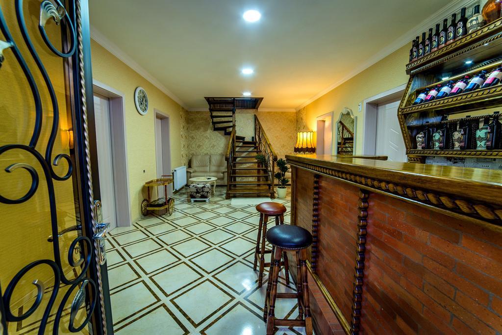 Hotel Guglux &Wine Cellar Телави Екстериор снимка