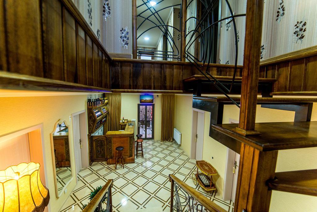 Hotel Guglux &Wine Cellar Телави Екстериор снимка